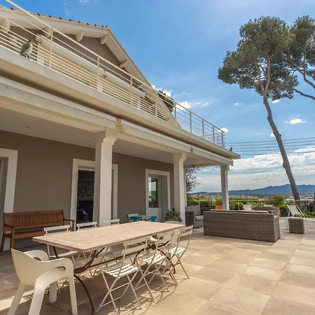 Feriehus Notre-dame - Luxe Sur La Colline -